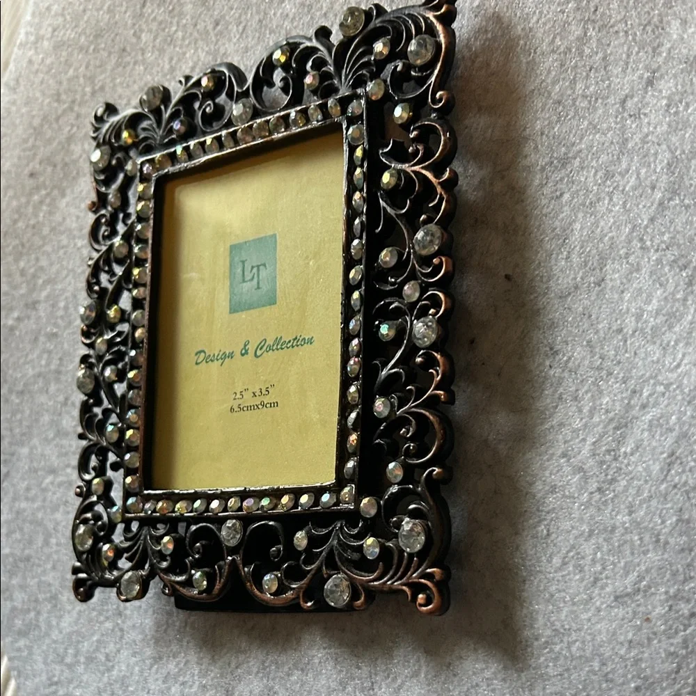 Design & Collection ornate bejeweled